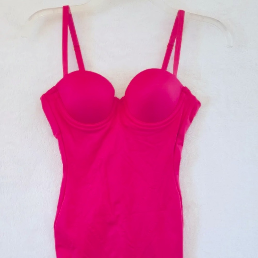 Victoria’s Secret Pink Power Figure Cupped Shaping Slip size 34D